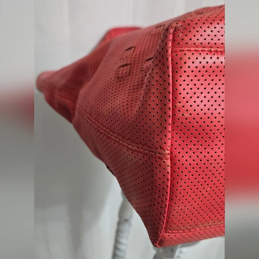 GUC Bottega Veneta Red Intrecciato Top Handle Bag - Picture 11 of 16